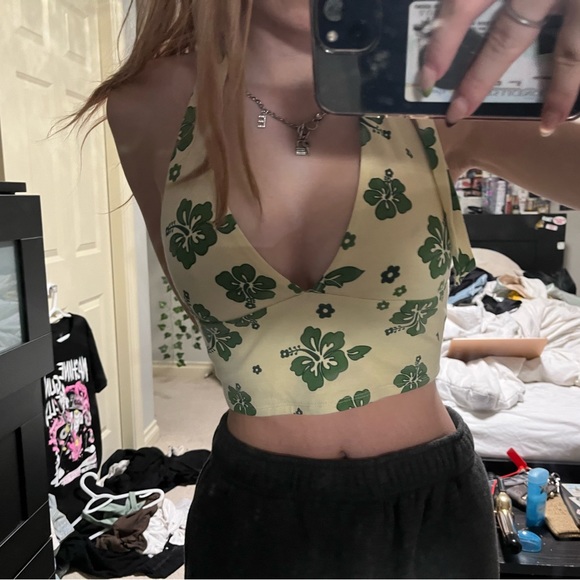 Garage Hawaiian Flower Halter Top - Picture 2 of 3